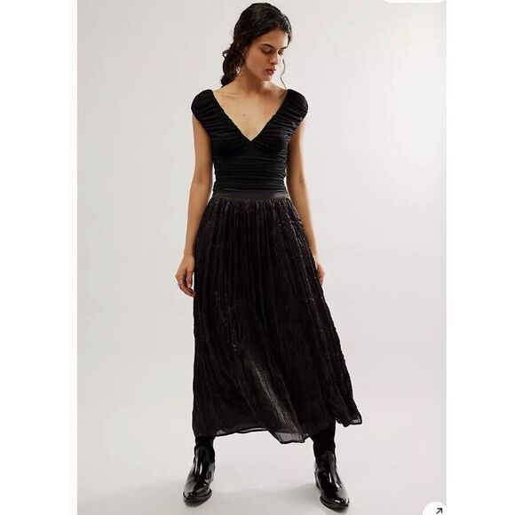 Free People Dresses & Skirts - Free People Vera City Skirt Size 2